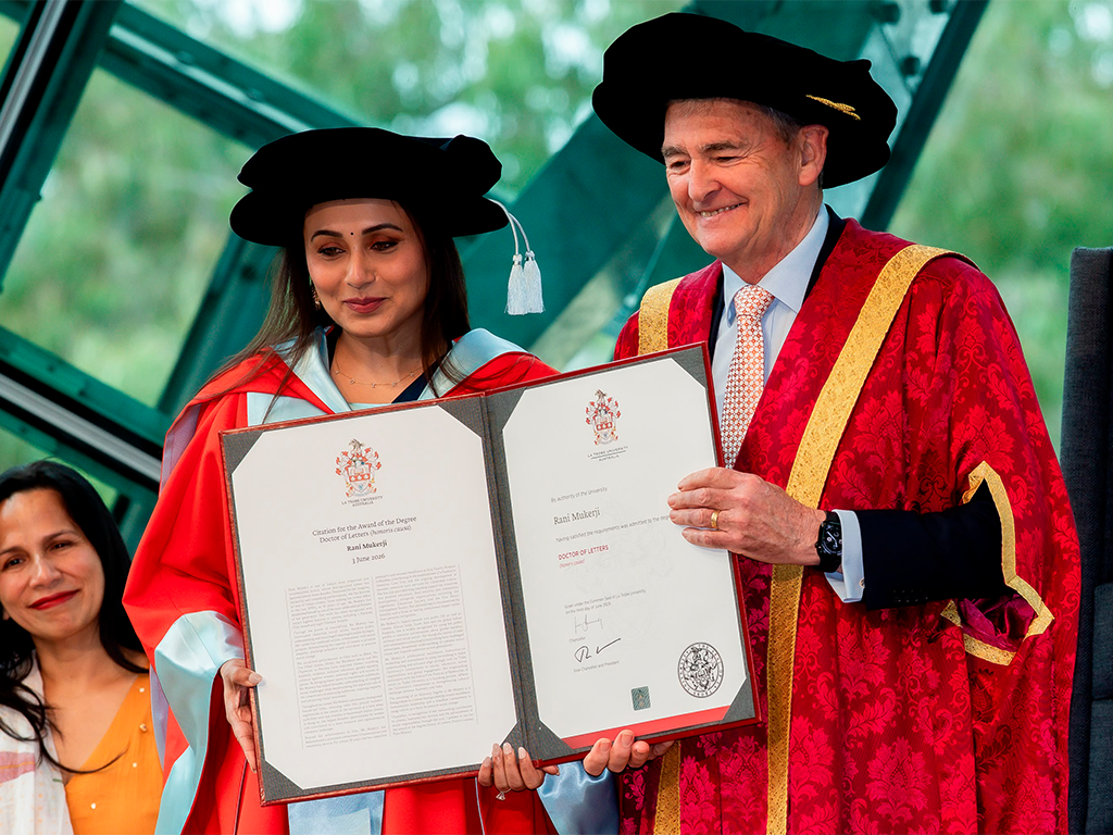 rani mukerji receiving doctorate