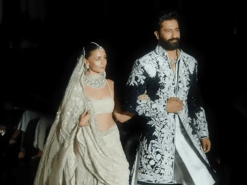 alia bhatt and vicky kaushal walk runway for Mijwan’s 15-Year Celebration alia bhatt and vicky kaushal walk runway for Mijwan’s 15-Year Celebration
